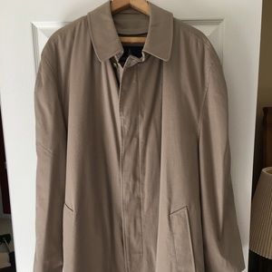 Men's London Fog raincoat